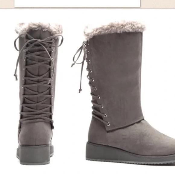 New in box Grey Micro suede women's boots sz 8.5 M - Picture 2 of 3